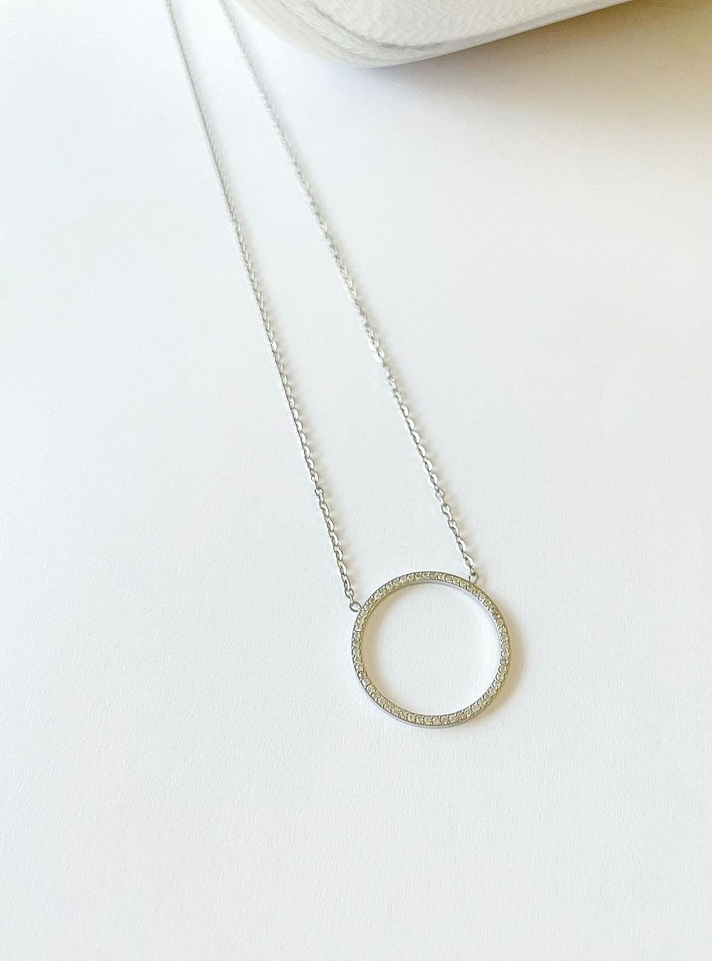 Collar circulo circonitas