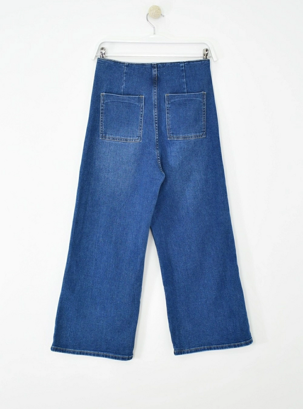 Jeans straight botones cropped