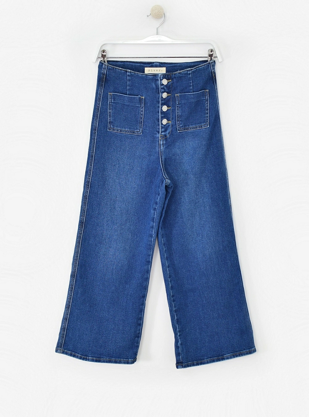 Jeans straight botones cropped