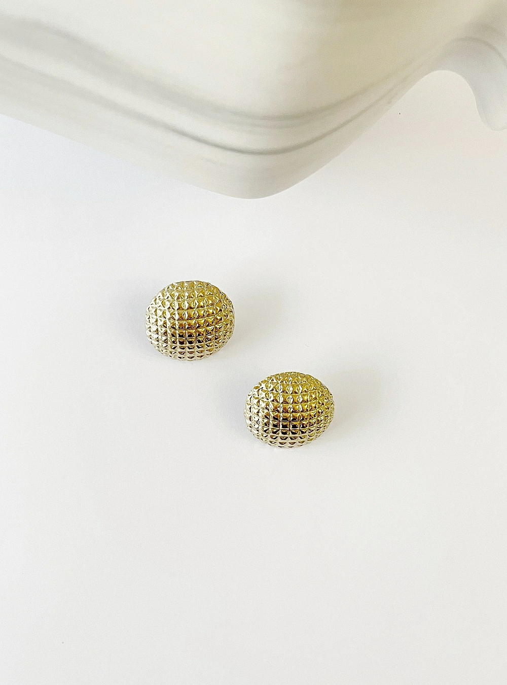 Pendientes semiesfera pineapple